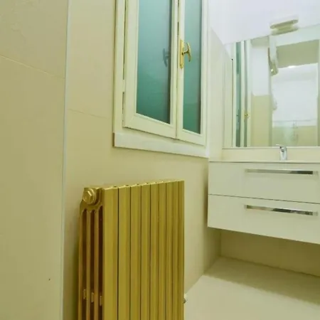 Apartment Bacone Liberty Olimpia Milan