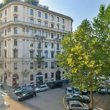 Apartment Bacone Liberty Olimpia Milan