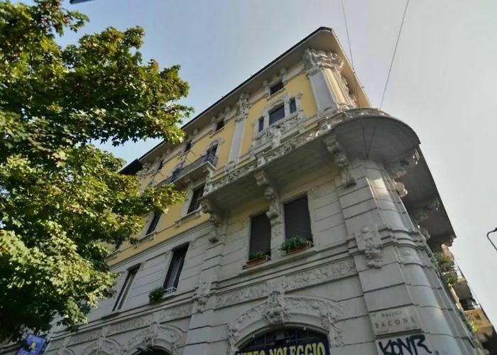 Bacone Liberty Olimpia Milan